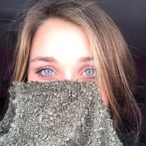 Meet your Posher, Eemma